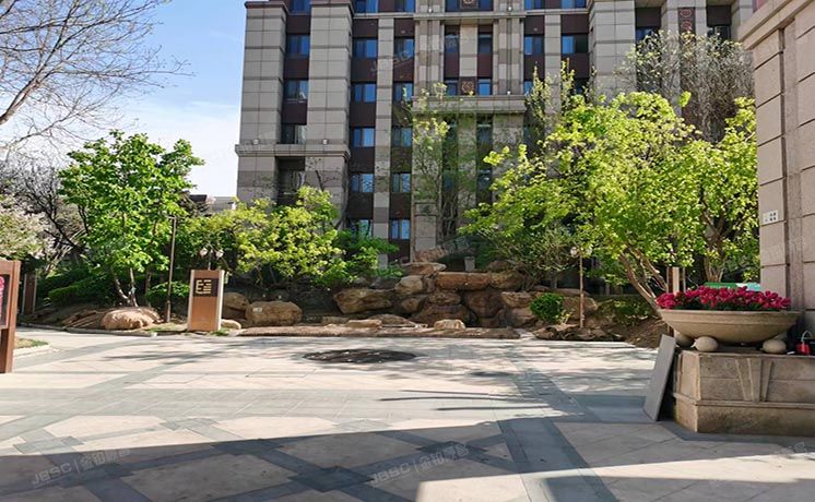 朝阳区 西大望路42号院4号楼4层2单元401（鸿坤花语墅）