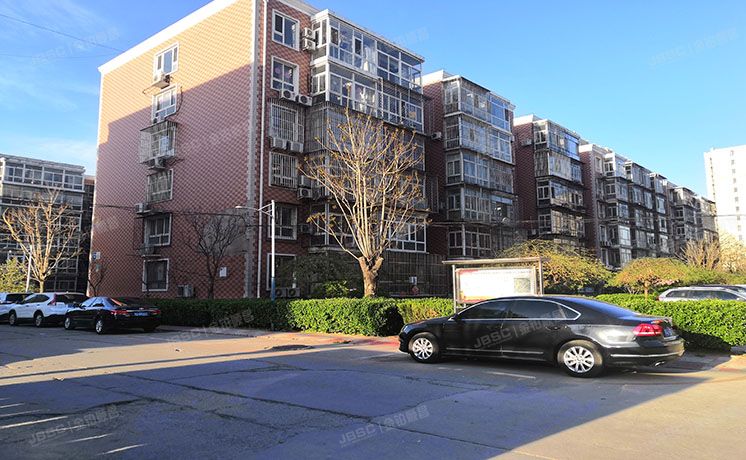 房山区 良乡地区通尚苑6号楼5层2-502（通尚苑）