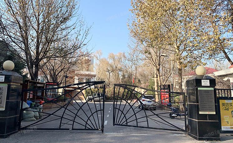 朝阳区 彩虹路2号30号楼1至2层（银湖别墅）