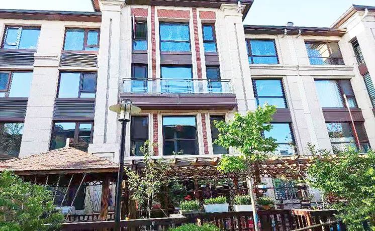 丰台区 长青路88号院49号楼2层3单元201号、地下室+车位（领秀翡翠山）