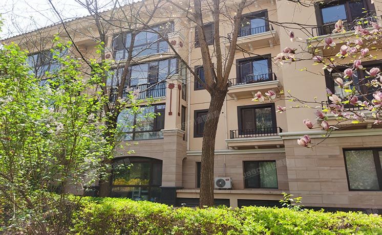 顺义区 恒华西街2号院17号楼2层2单元202号（恒华湖公馆）