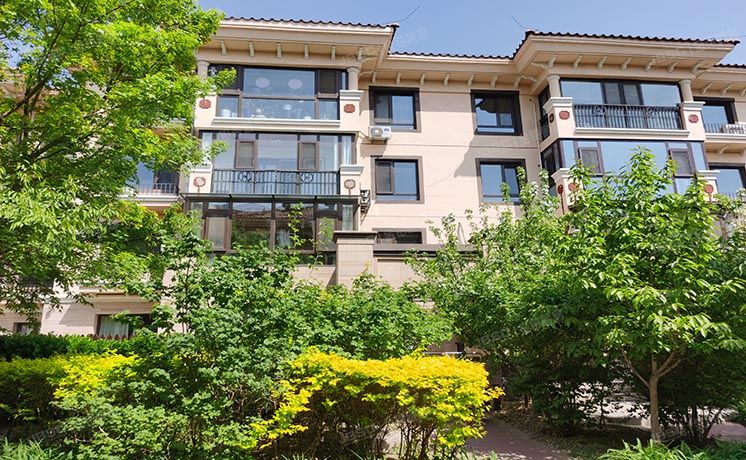 顺义区 恒华西街2号院17号楼2层2单元202号（恒华湖公馆）