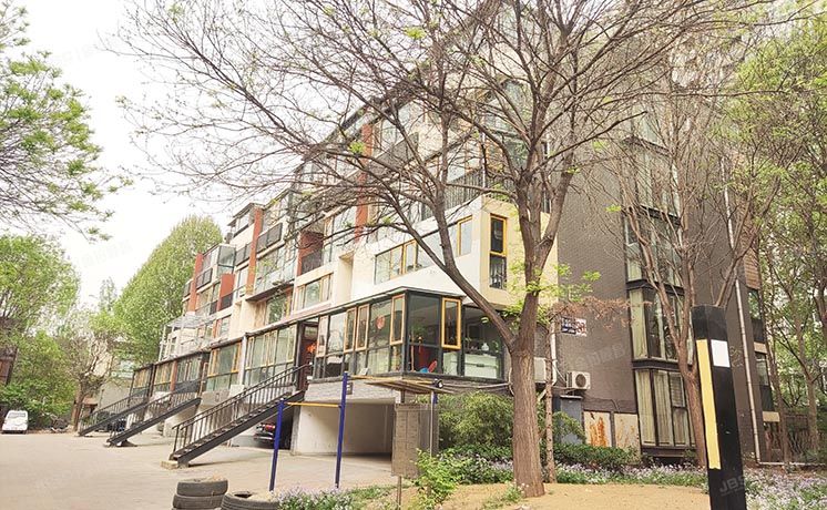 房山区 阎村镇乐活家园28号楼4至5层1单元201室（天恒乐活城）