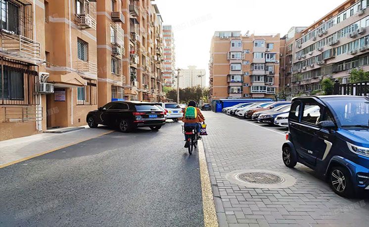 海淀区 白塔庵金谷园5号楼6层3门602（金谷园）