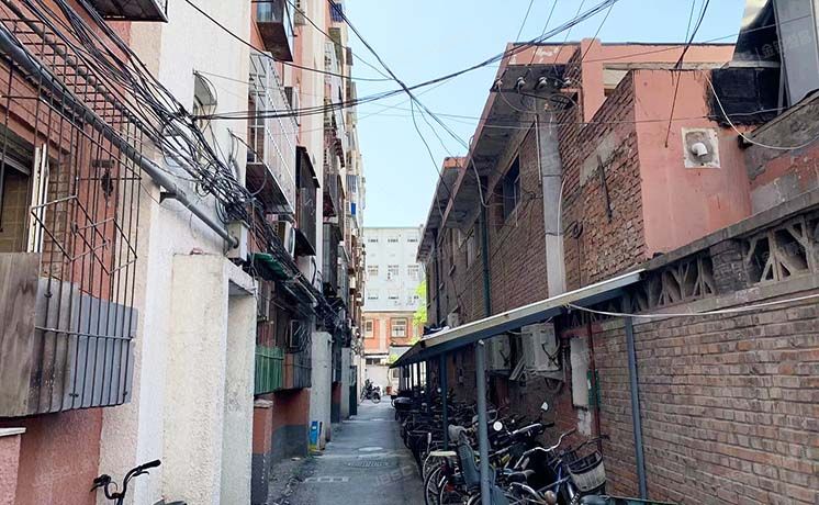 朝阳区 左家庄北里4号楼2层3门304号（左家庄北里）