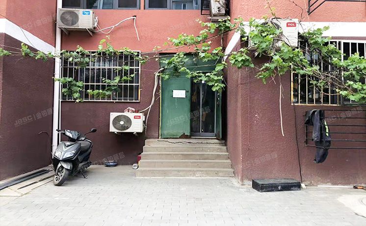 房山区 良乡地区西潞东里甲1号楼7层4-701（西潞东里）