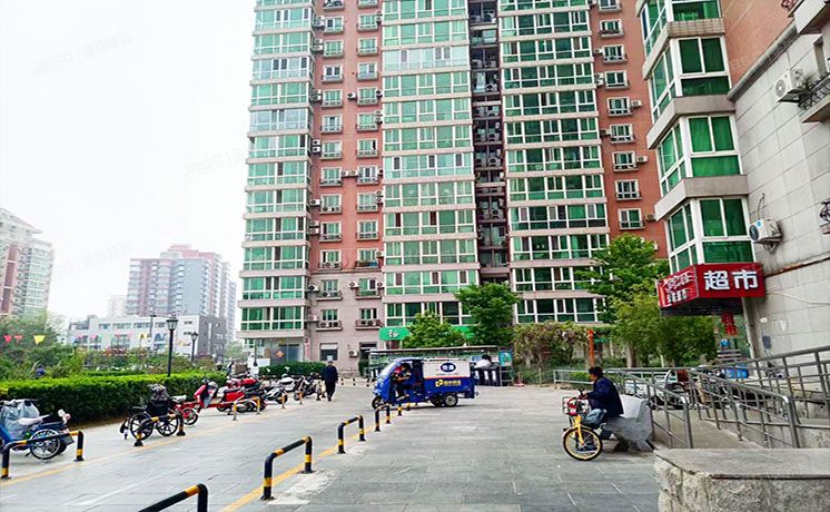 海淀区 永泰园16号楼21层2104的50％（永泰园）