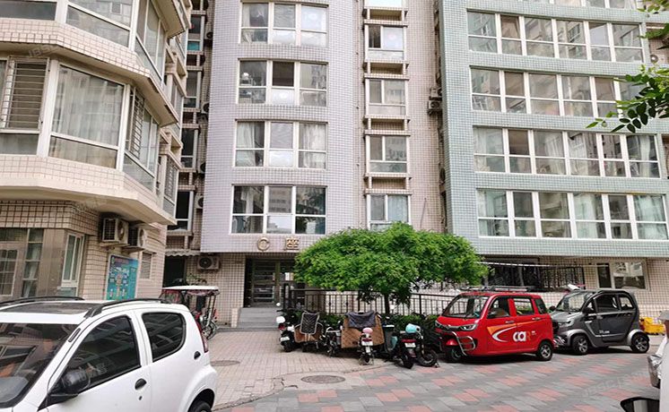 东城区 安定门外大街11号院1号楼3单元203（华府景园）