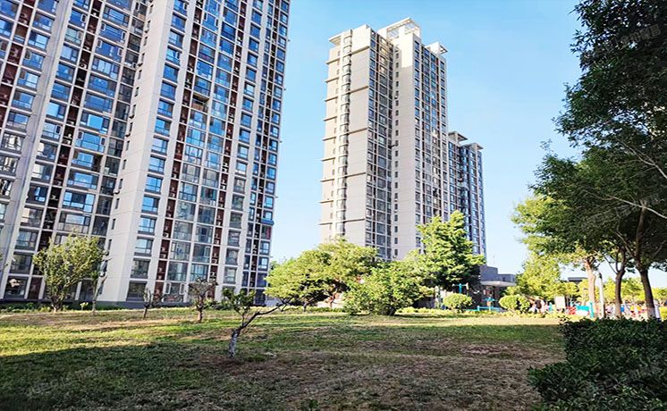 通州区 通胡大街1号8号楼24层267单元2401号（月季园）