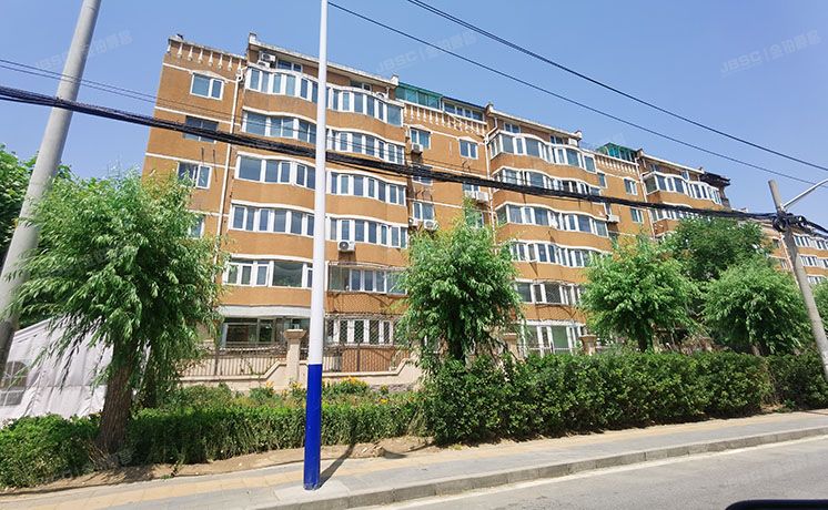 顺义区 樱花园三区8号楼4层四单元402号（樱花园三区）