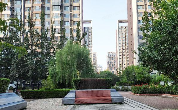 朝阳区 十里堡甲2号院爱这城1号楼16层3单元1902（首创爱这城）