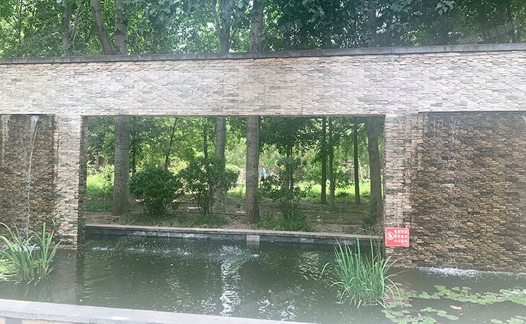 朝阳区 华业玫瑰东方1号楼18层4单元1801号