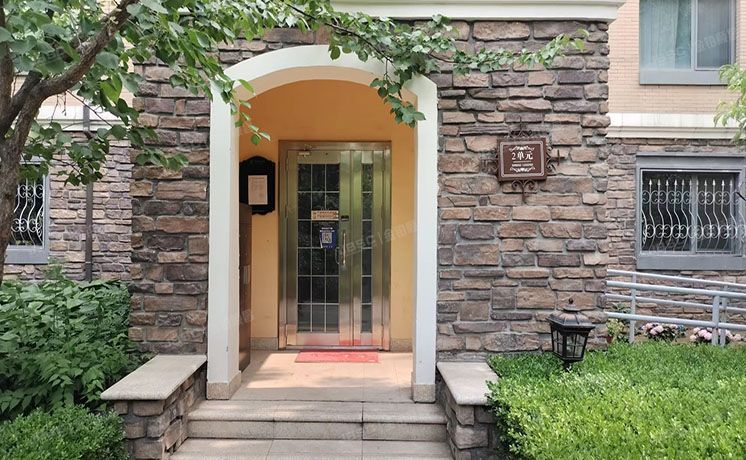 怀柔区 雁栖镇范各庄一区顶秀美泉家园77号楼3层二单元301（顶秀美泉家园）