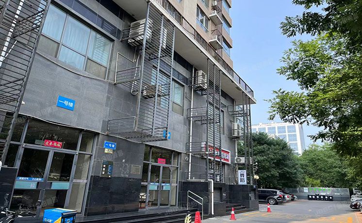 经济技术开发区 博客雅居2号楼1层107号 商业