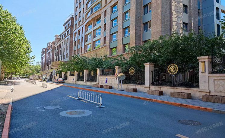 朝阳区 世茂宫园2楼17层2003