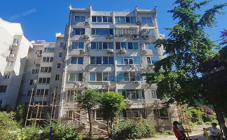 房山区 良乡北潞春家园B4号楼7层1-602