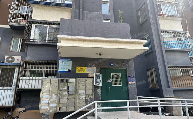 朝阳区 垡头翠成馨园124号楼7层3单元704（翠成馨园）经适房