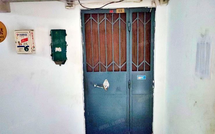 海淀区 西三环北路105号西1区塔3号楼1层65号（师范大学家属院小区）