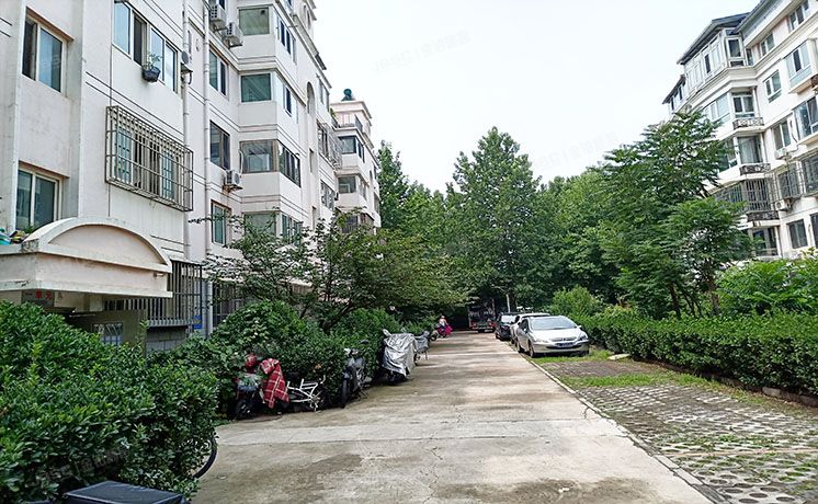 昌平区 回龙观镇金榜园17号楼2单元102号（金榜园）