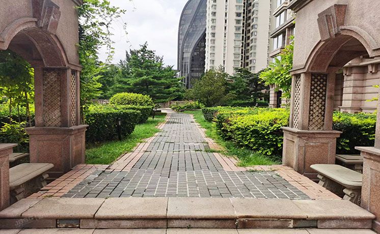 朝阳区 朝阳公园南路8号院2号楼13层1605（棕榈泉国际公寓）