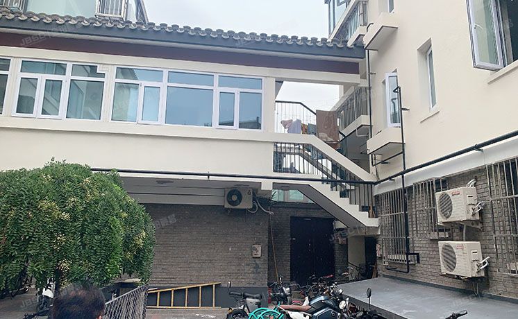 东城区 菊儿胡同21号院1层211号（戊）房改房