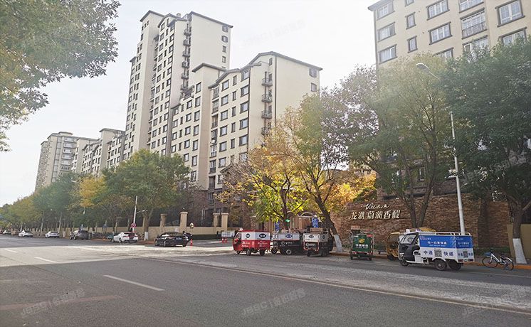 通州区 翠屏南里113号楼1至2层2单元102号（龙湖蔚澜香醍）