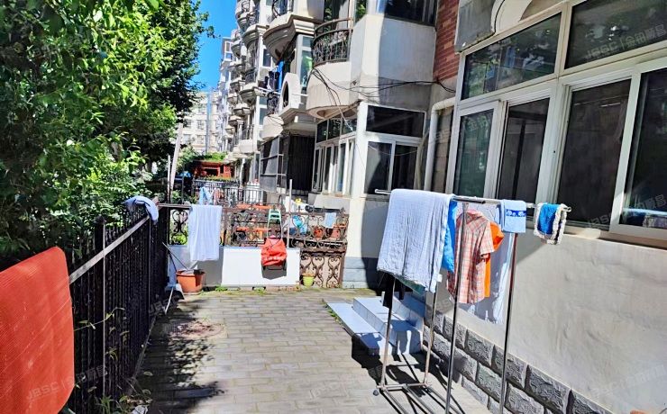 通州区 站前巴黎金侨时代家园353号楼1层112