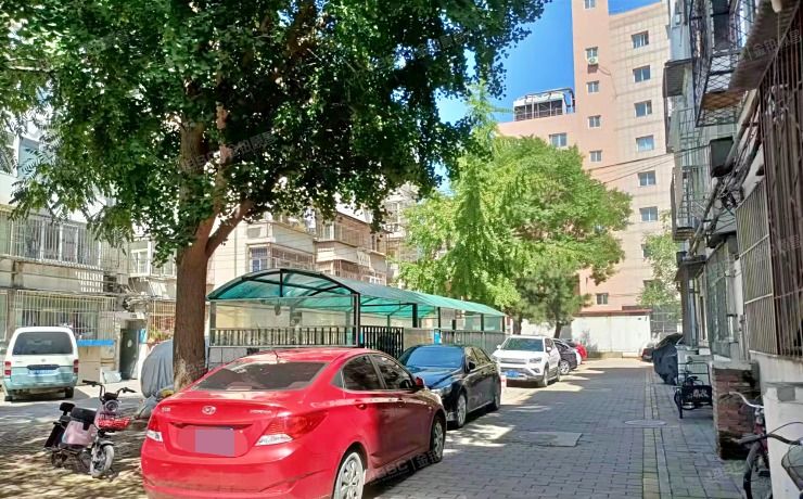 大兴区 兴政西里28号楼4层4-402