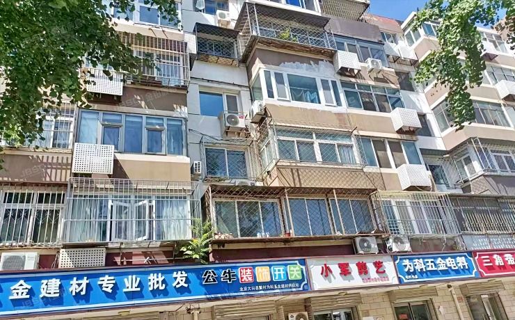 大兴区 兴政西里28号楼4层4-402