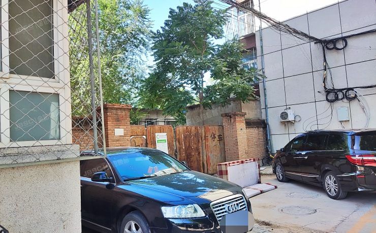 房山区 建华北里乙1号楼①-101室