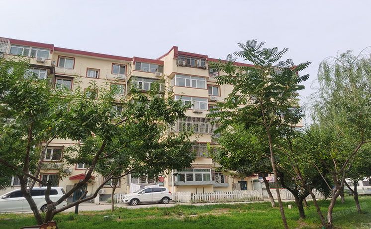 顺义区 裕龙花园二区1号楼6层六单元601号