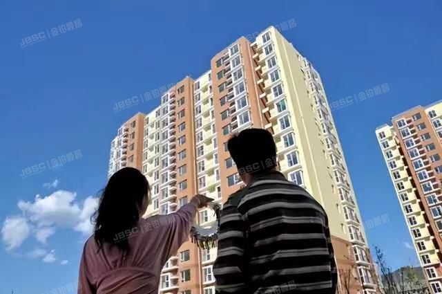 圆通公司1.5亿元买法拍房要求腾退，酒店称合法使用，法院判了