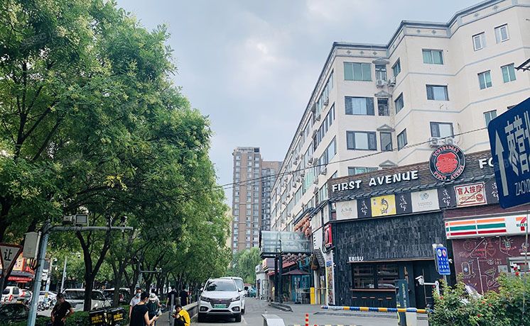 朝阳区 宾都苑15号3层A302室