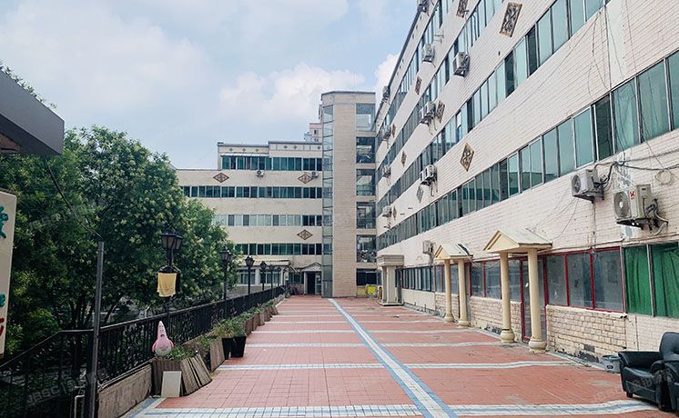 朝阳区 宾都苑15号3层A302室