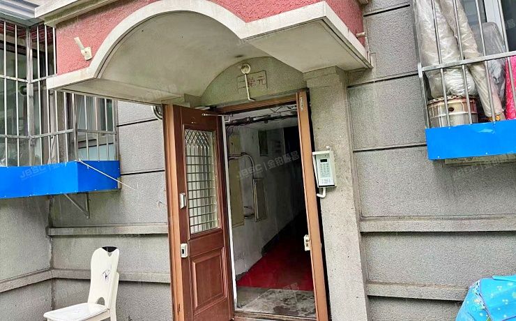 朝阳区 绿丰家园44号楼1层2门101  经适房