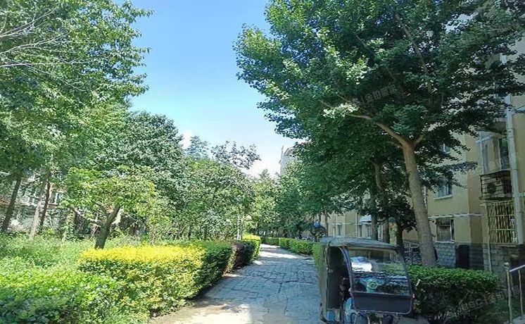 房山区 世界名园3号院18号楼2层4单元202号