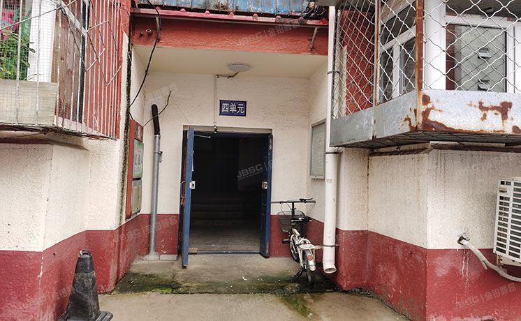 顺义区 石园东区17号楼1层四单元102