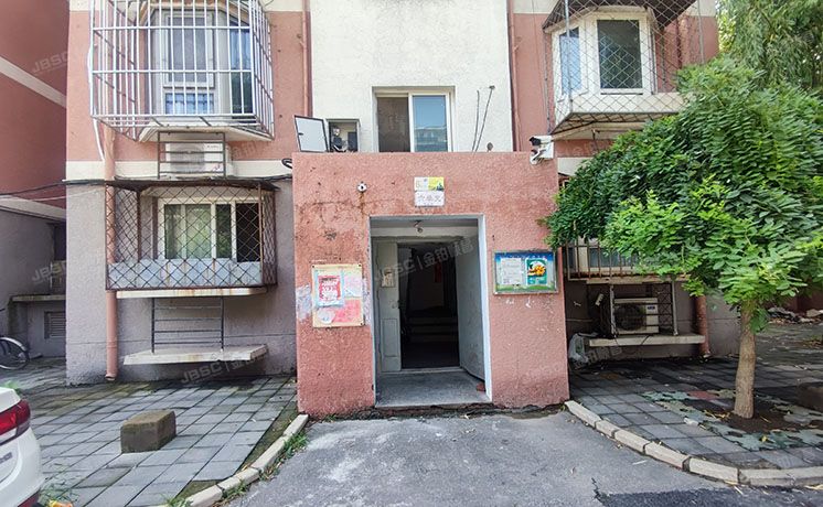 丰台区 和义西里三区18号楼6-601室