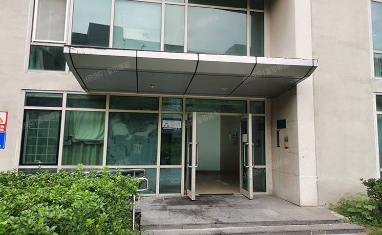 朝阳区 万象高尔夫花园205号楼3层1单元301