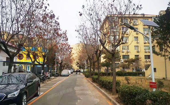 大兴区 西红门镇九龙山庄二区1号楼6层1-602