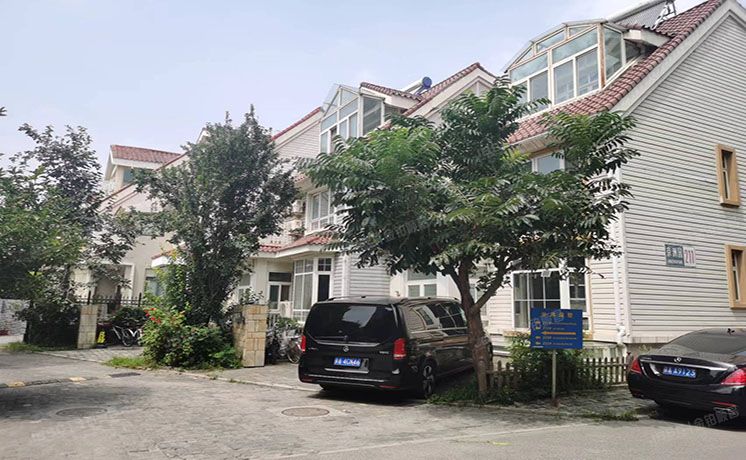 通州区 世爵源墅211号楼-1至3层02 别墅