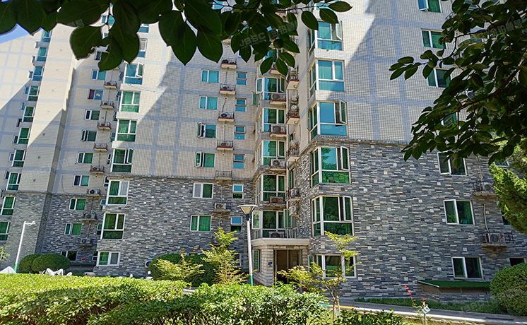 海淀区 蓝靛厂春荫园5号楼12层2单元15D