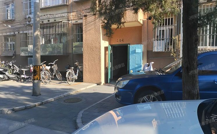 怀柔区 南华园四区77号楼2-401室