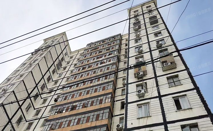 石景山区 苹果园二区13号楼7层704号