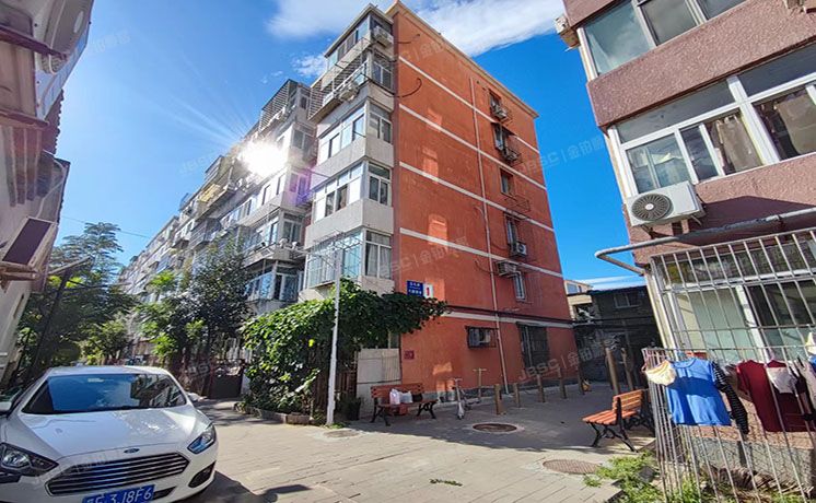 海淀区 半壁店六建宿舍1号楼2层5单元1号