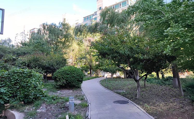 海淀区 蓝靛厂晴波园4号楼7层1单元8A