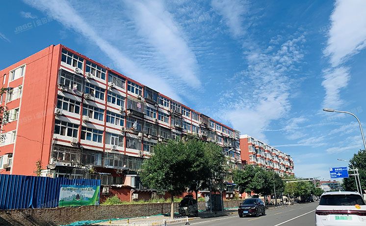 东城区 东革新里40号院6号楼4层3单元1号