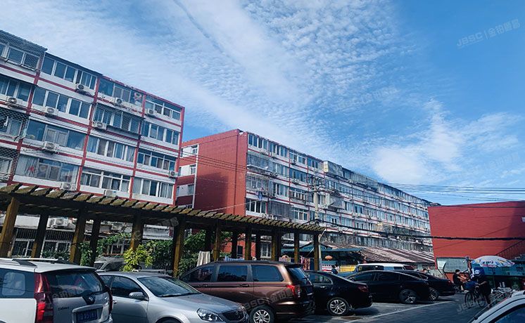 东城区 东革新里40号院6号楼4层3单元1号