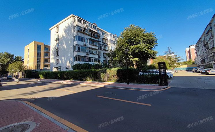 海淀区 石油大院33楼1层1门111