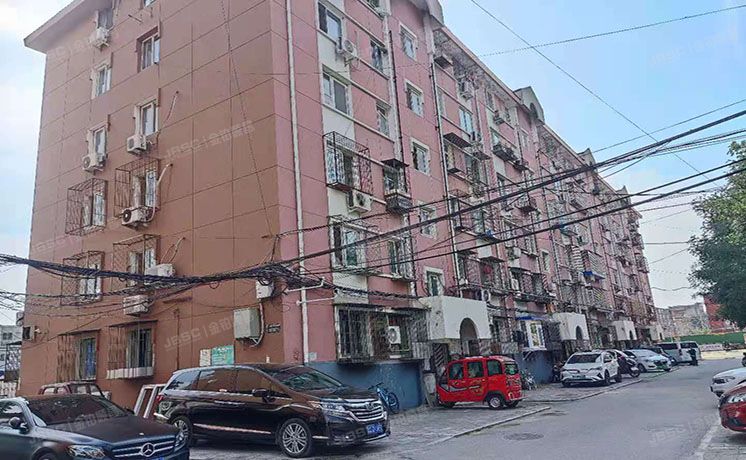 丰台区 前泥洼三区8号楼1层2门103号